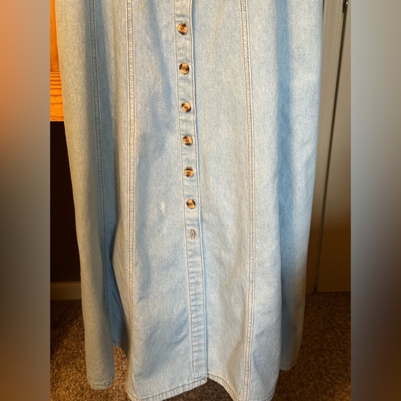 Vintage Bill Blass denim dress - Picture 3 of 5